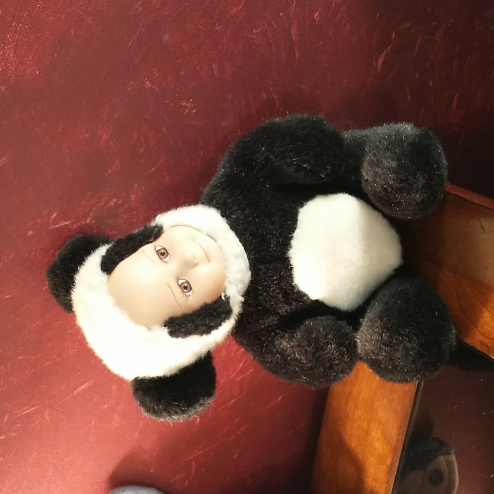 Cuddle Kids Collectibles - PAGE PANDA BEAR - Porcelain Face Doll by Geppeddo